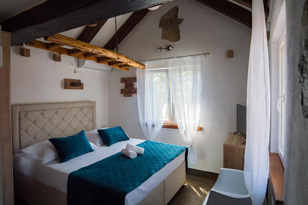 Holiday Home Moliva Donje Sitno Exterior foto