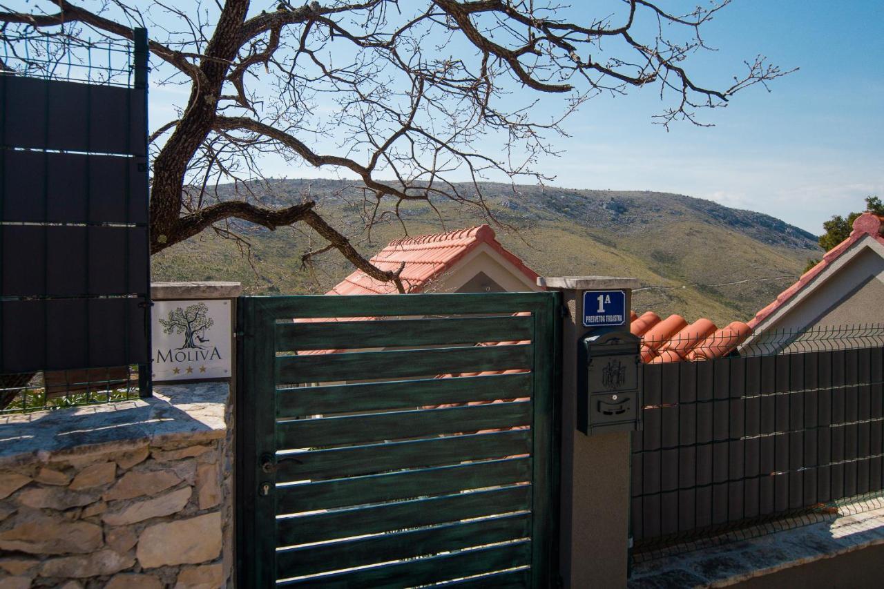 Holiday Home Moliva Donje Sitno Exterior foto