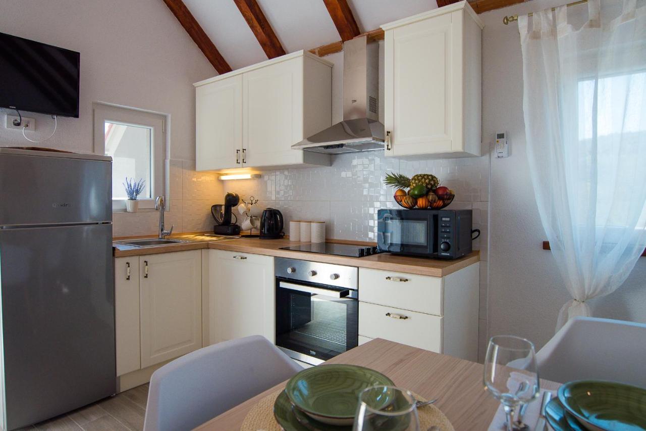 Holiday Home Moliva Donje Sitno Exterior foto