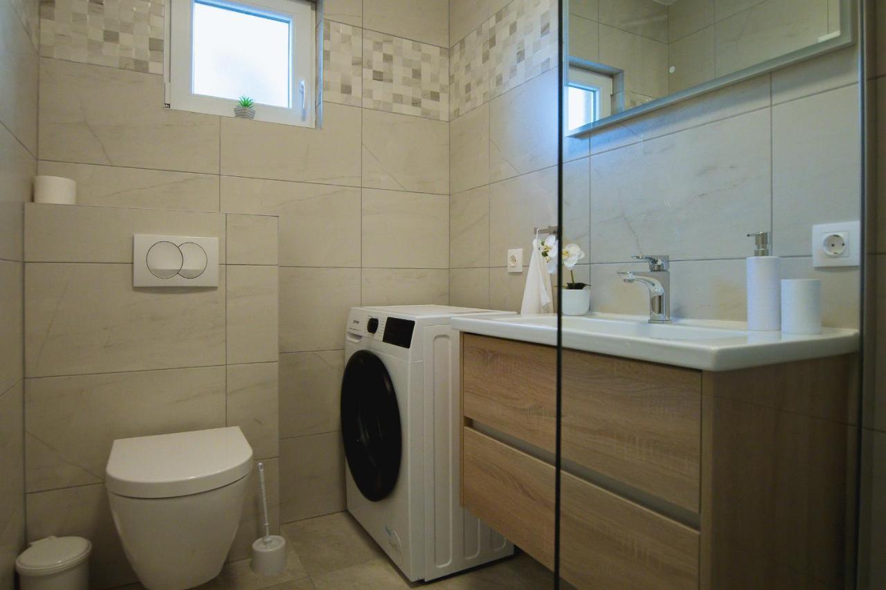 Holiday Home Moliva Donje Sitno Exterior foto