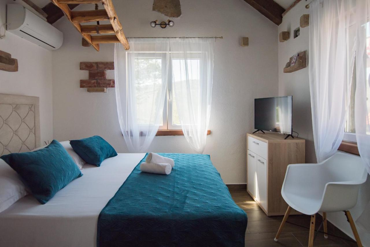 Holiday Home Moliva Donje Sitno Exterior foto