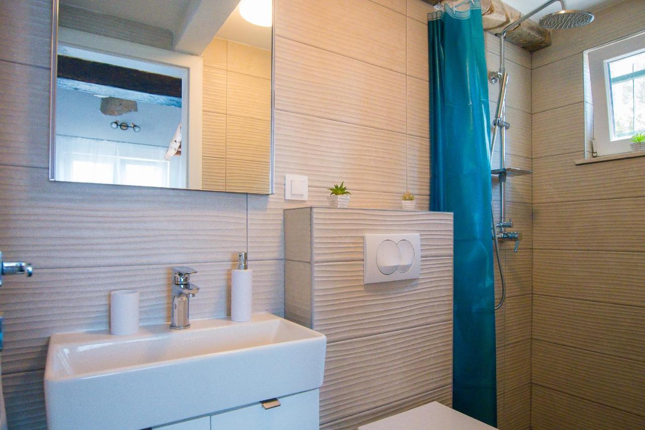 Holiday Home Moliva Donje Sitno Exterior foto