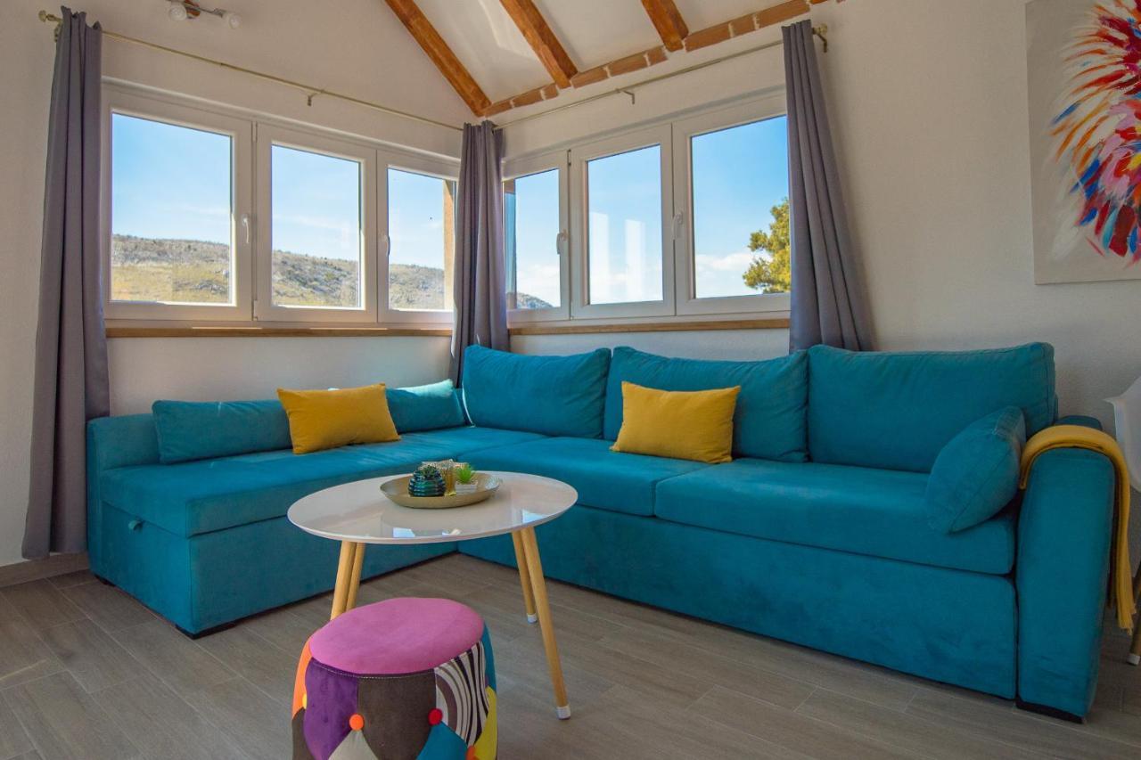 Holiday Home Moliva Donje Sitno Exterior foto