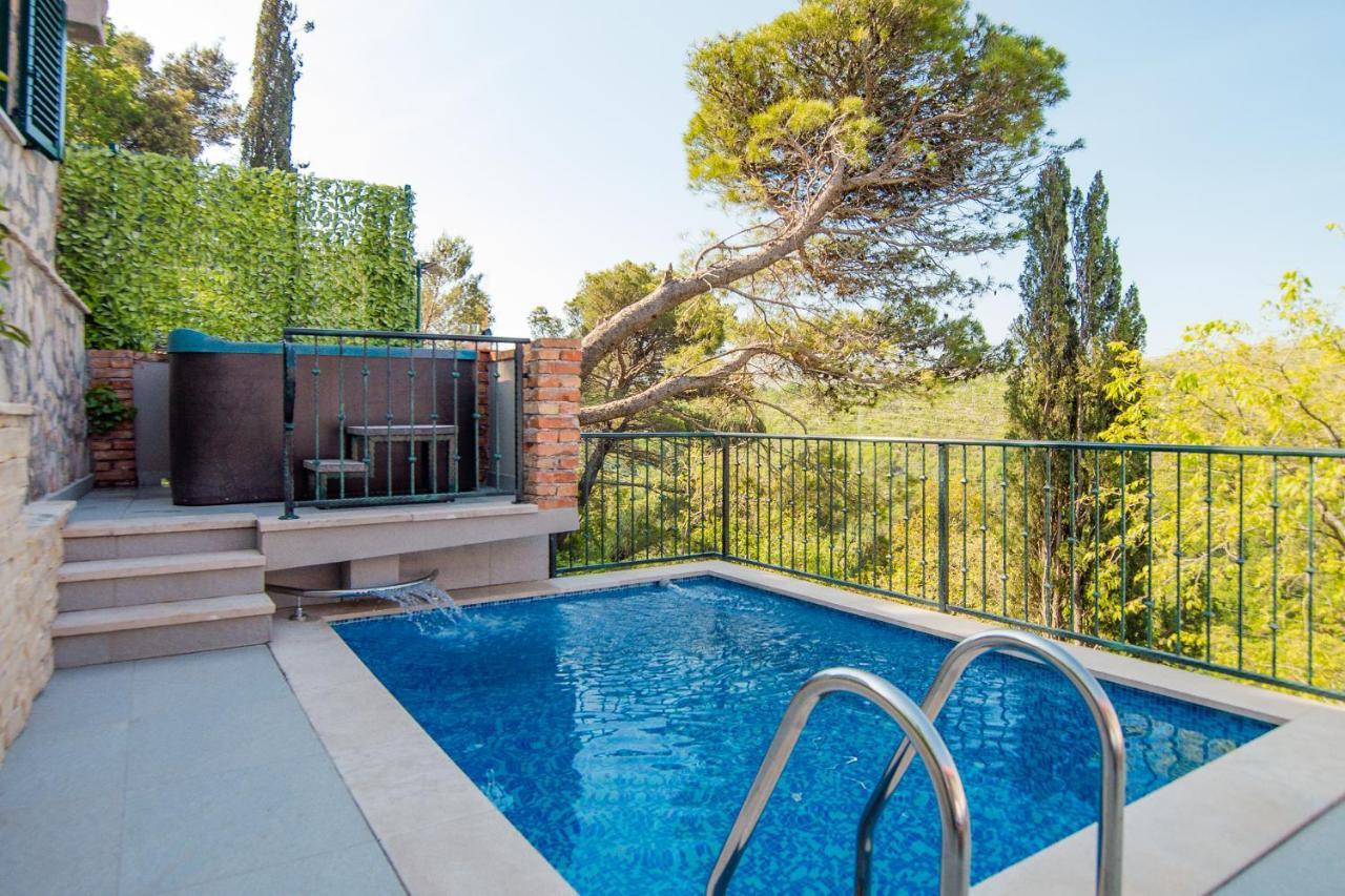 Holiday Home Moliva Donje Sitno Exterior foto